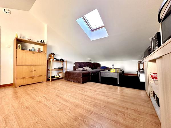 Immeuble d'environ 375 m² et fonds de commerce sur Luneville (54300)