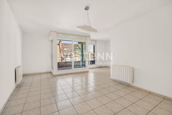 APPARTEMENT DERNIER ETAGE AVEC BALCON ET TERRASSE 3 CHAMBRES QUARTIER ROBIEN AVEC GARAGE