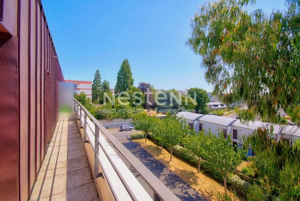 APPARTEMENT DERNIER ETAGE AVEC BALCON ET TERRASSE 3 CHAMBRES QUARTIER ROBIEN AVEC GARAGE