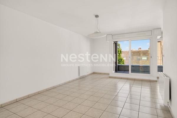 APPARTEMENT DERNIER ETAGE AVEC BALCON ET TERRASSE 3 CHAMBRES QUARTIER ROBIEN AVEC GARAGE