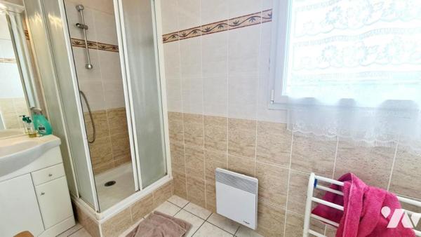 A VENDRE - Saint-Nazaire Appartement T4 Rue René Guillouzo avec 60 m² terrasse et 2 garages