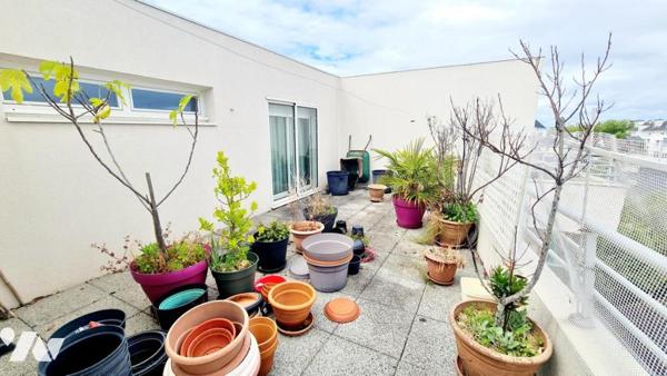 A VENDRE - Saint-Nazaire Appartement T4 Rue René Guillouzo avec 60 m² terrasse et 2 garages