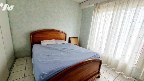 A VENDRE - Saint-Nazaire Appartement T4 Rue René Guillouzo avec 60 m² terrasse et 2 garages
