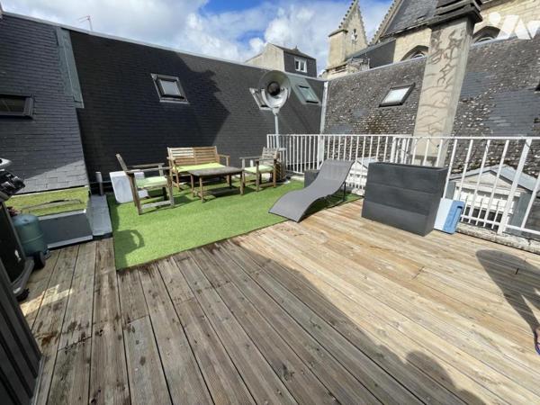 Dernier étage,  appartement duplex avec terrasse