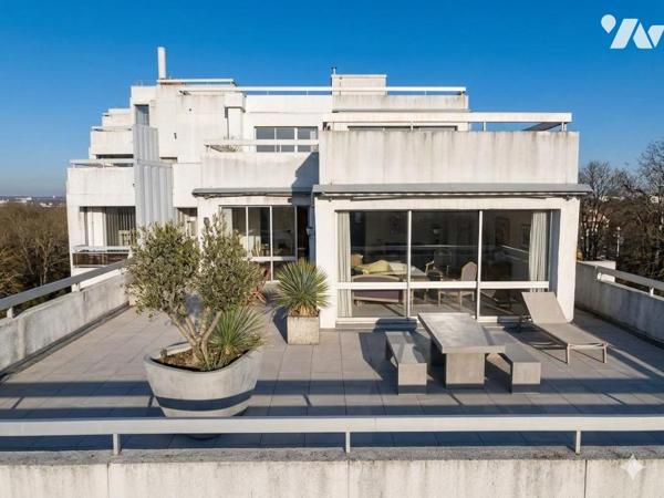 Appartement d'exception T5 -135m² - terrasse 93m² surplombant jardin public - Cambrai
