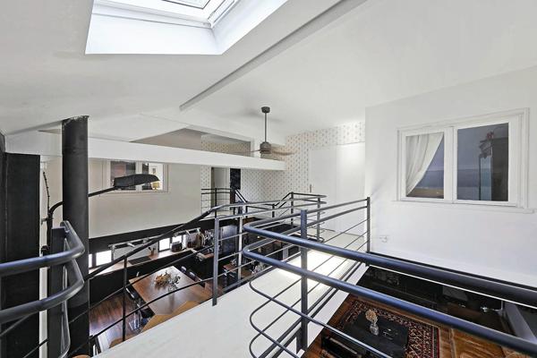Maison esprit loft avec patio confidentiel au coeur de ville