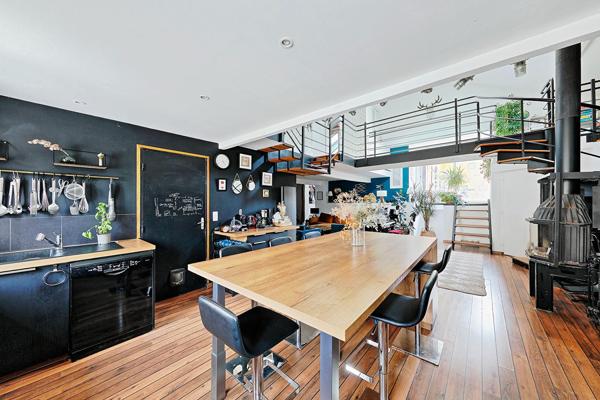 Maison esprit loft avec patio confidentiel au coeur de ville
