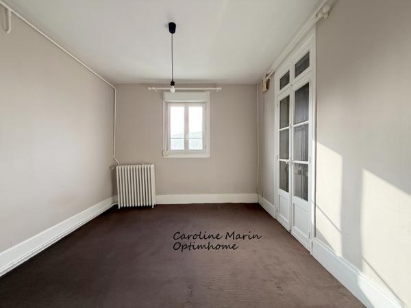 Charme & potentiel au cœur de Routot