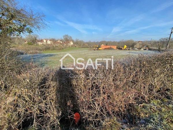 Terrain (viabilisé) de 3 310 m² à SAINTE CROIX