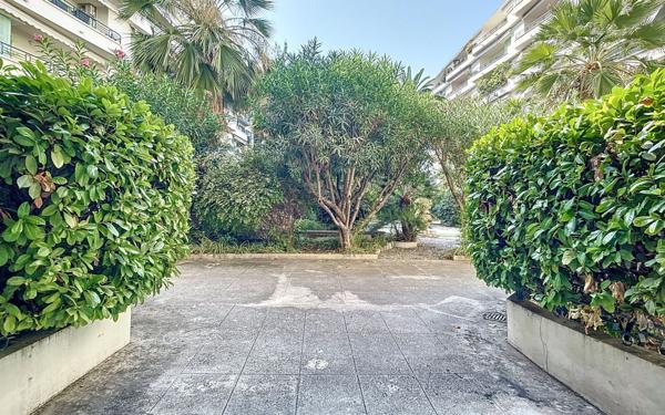 Appartement à vendre    3 pièces • 64,25 m2 Nice