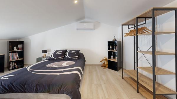 Maison de village R+2 moderne avec 3 chambres et belle terrasse de 19m²