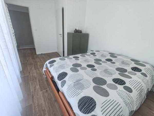 Tours Nord, appartement récent T4, terrasses, stationnement, cave