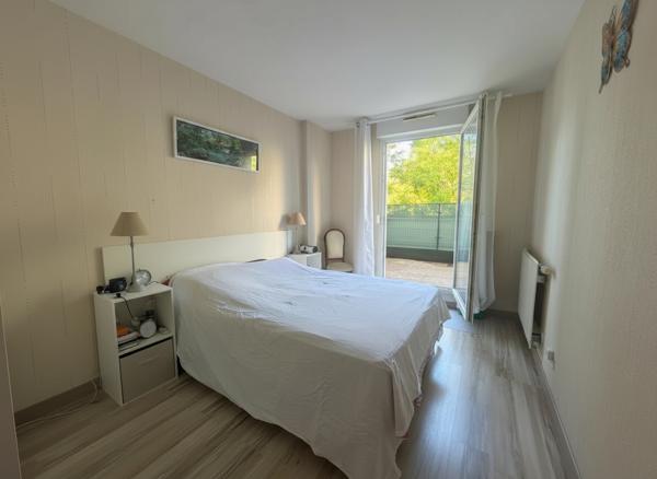 Appartement Dijon 3 pièce(s) 67.5 m2 + terrasse + place de parking
