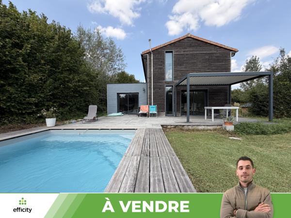 Maison
         6 pièces
        - 145 m² 262 000 € *