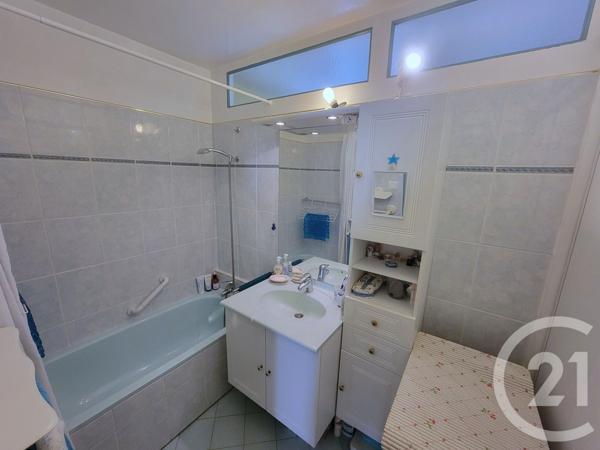 Appartement F3 à vendre  3 pièces - 63,14 m2 L HAY LES ROSES - 94