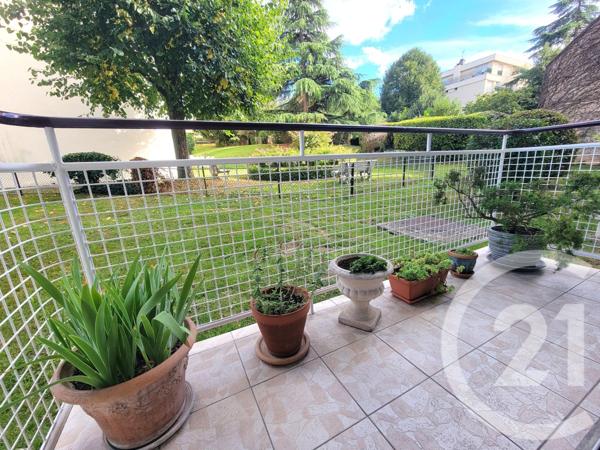 Appartement F3 à vendre  3 pièces - 63,14 m2 L HAY LES ROSES - 94