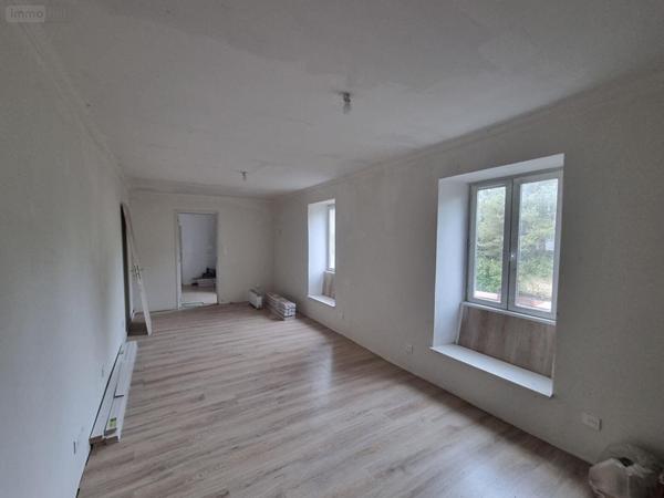 Appartement à vendre à Saint-Hilaire-du-Harcouët dans la Manche (50600), ref : AP598