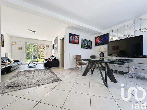 Maison traditionnelle 5 pièces de 166 m² à Rambouillet (78120)