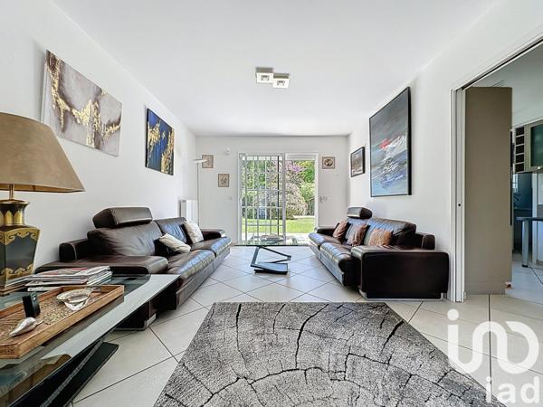 Maison traditionnelle 5 pièces de 166 m² à Rambouillet (78120)