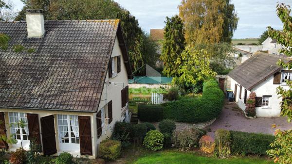 Maison à rénover sur 11 000 m² de terrain ? Fort potentiel à Thue-et-Mue, entre Caen et Bayeux