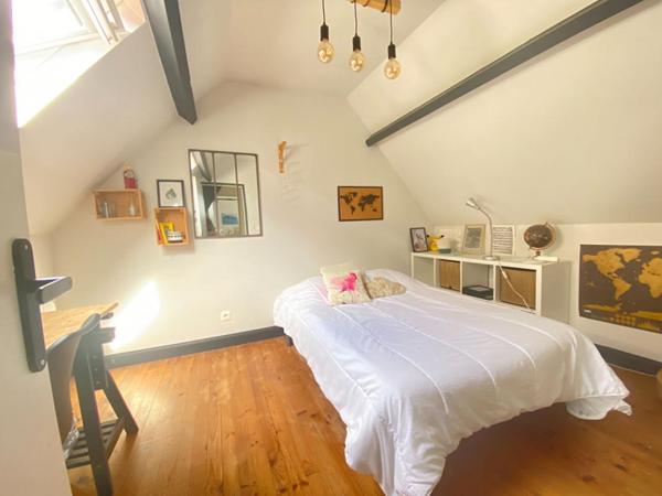 Charmante maison 3 ch 2 terrasses petit parking