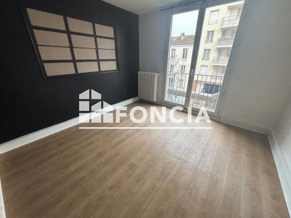 Location Appartement 5 pièces 88.06 m² - Issy Les Moulineaux 92130