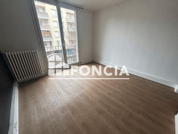 Location Appartement 5 pièces 88.06 m² - Issy Les Moulineaux 92130