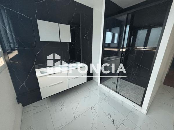 Location Appartement 5 pièces 88.06 m² - Issy Les Moulineaux 92130