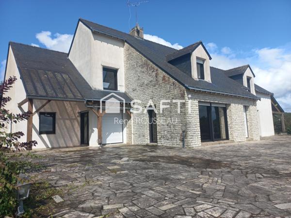 Exceptionnelle propriété sur environ 9,5 hectares attenants.