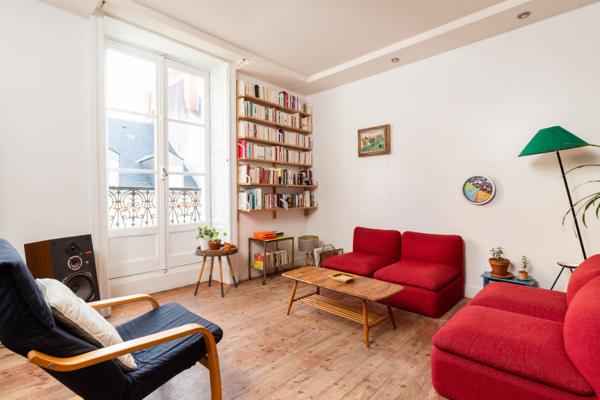 NANTES SAINT-CLEMENT A VENDRE CHARMANT ET SPACIEUX TYPE 3 DE CARACTERE