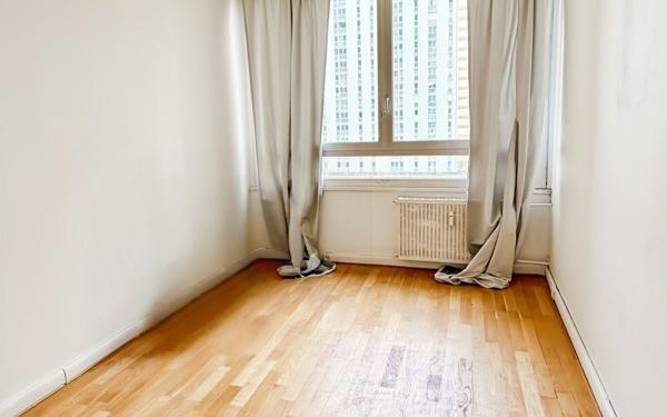 Appartement à vendre    3 pièces • 65,39 m2 Aubervilliers