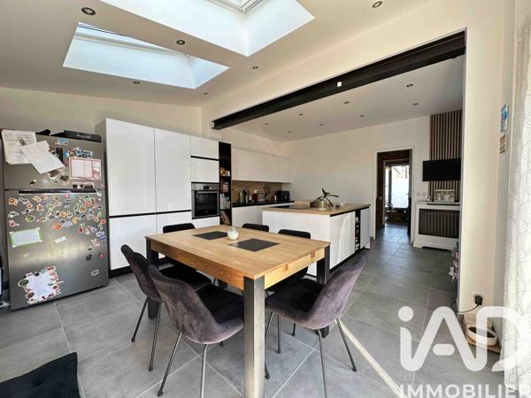 Maison à vendre 6 pièces 103 m² Houilles