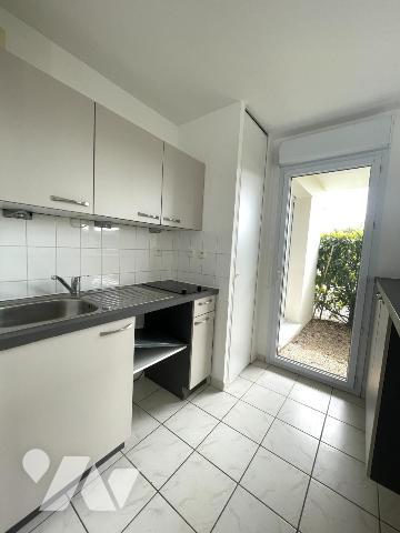 A VENDRE - SAINT-HERBLAIN - La Solvardiere - En RDC - Au calme - Appartement T2 d'env 44.98m² .