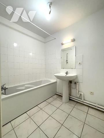 A VENDRE - SAINT-HERBLAIN - La Solvardiere - En RDC - Au calme - Appartement T2 d'env 44.98m² .