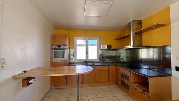 Maison à louer 1 150 € CC Gouesnou 5 p 90 m² DPE D
