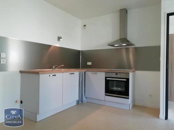 Appartement à louer 2 pièces 39.8m² Allonnes (72700)