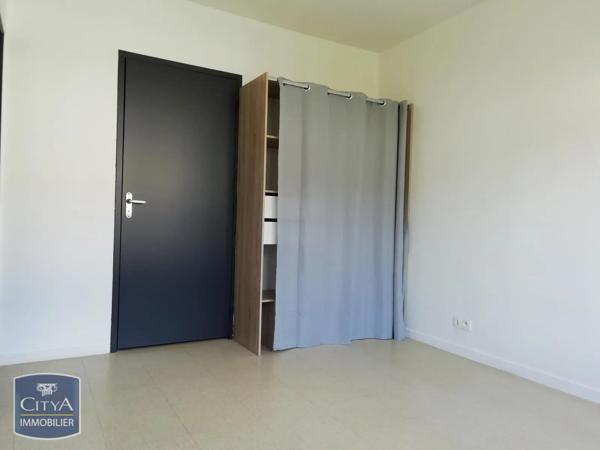 Appartement à louer 2 pièces 39.8m² Allonnes (72700)