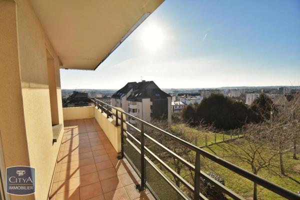 Appartement à louer 5 pièces 130.2m² Le Mans (72000)