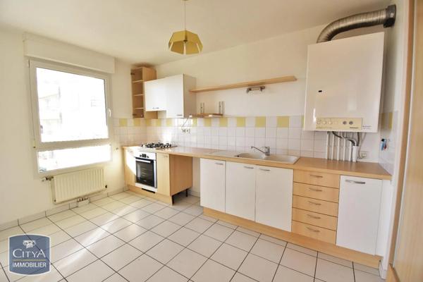 Appartement à louer 5 pièces 130.2m² Le Mans (72000)