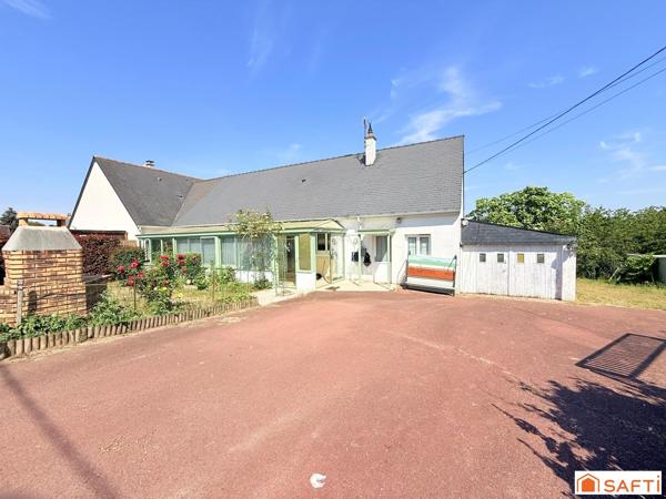 Maison atypique sur 2345 m2 de terrain entièrement clos