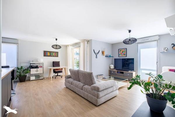 Appartement à vendre 298 975 € Oullins 2 p 61 m² DPE C