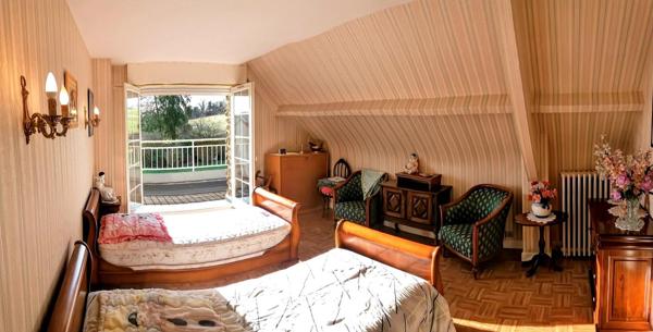 BONNÉTABLE - DEMEURE DE PRESTIGE 300 M² - 5 CHAMBRES / 5 SALLES DE BAINS - TERRAIN 2 200 M2 - PROCHE LE MANS