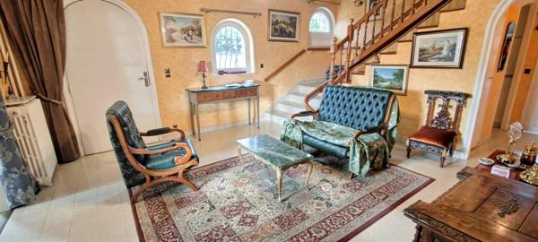 BONNÉTABLE - DEMEURE DE PRESTIGE 300 M² - 5 CHAMBRES / 5 SALLES DE BAINS - TERRAIN 2 200 M2 - PROCHE LE MANS