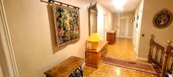 BONNÉTABLE - DEMEURE DE PRESTIGE 300 M² - 5 CHAMBRES / 5 SALLES DE BAINS - TERRAIN 2 200 M2 - PROCHE LE MANS