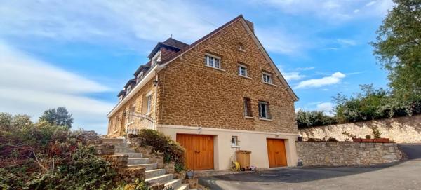 BONNÉTABLE - DEMEURE DE PRESTIGE 300 M² - 5 CHAMBRES / 5 SALLES DE BAINS - TERRAIN 2 200 M2 - PROCHE LE MANS