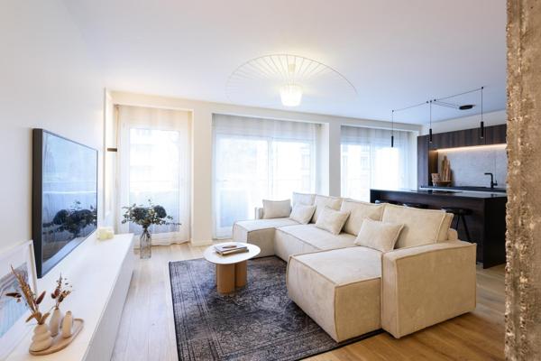 CHAVILLE limite Sèvres - MARIVEL - Beau 4 pièces rénové avec 3 chambres et balcon 519 000 € **  - Référence  713-C