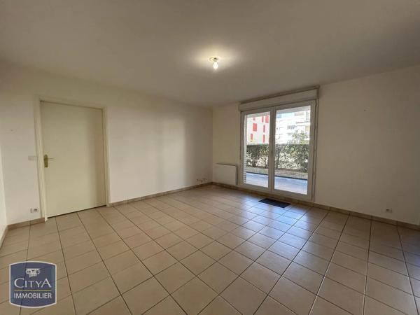 Appartement à louer 3 pièces 65m² Lucé (28110)