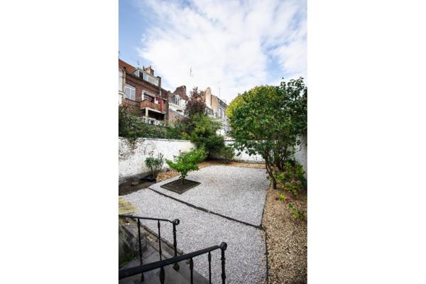 A LOUER : T1 à LILLE • Rue Jacquemars Giélée - VAUBAN • 600 € CC • Réf. 663-2.1