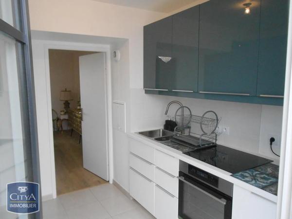 Appartement à louer 5 pièces 98.65m²