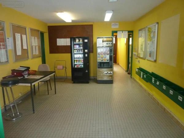 Location - Fonds et/ou murs commerciaux Féchain 59247 25 pièces 1900 m 2 30000 m 2